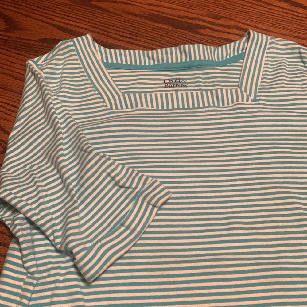 Croft & Barrow aqua blue/white striped top. Size M.